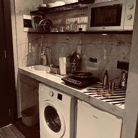 Deluxe In Blloku Area * Тирана